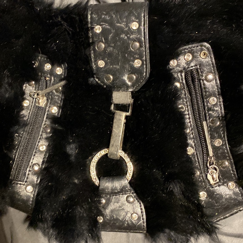 Furr purse - Picture 2 of 3